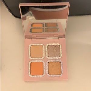 Kylie cosmetics eyeshadow quad